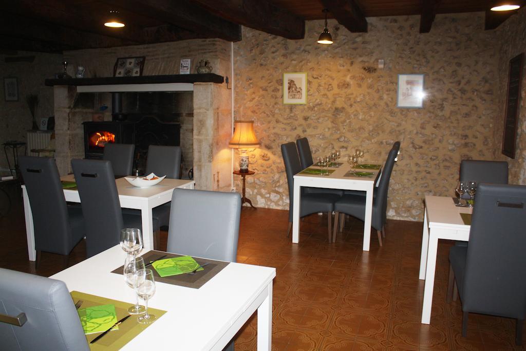 Relais De La Ganache Bed & Breakfast Saint-Astier  Екстериор снимка